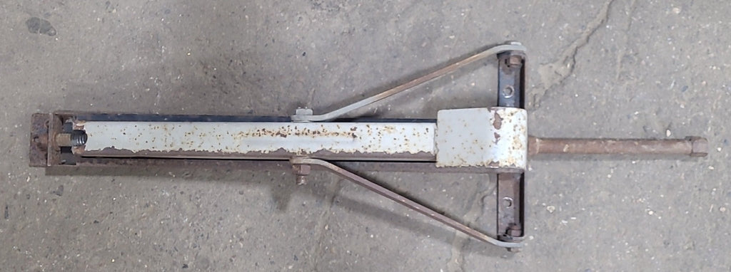 Used Stabilizer Jack | Single - Young Farts RV Parts