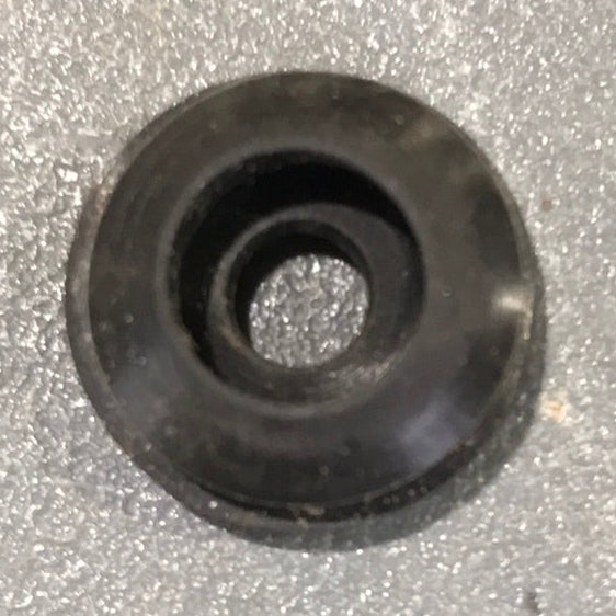 Used SUBURBAN Grommet - 71129 - Young Farts RV Parts