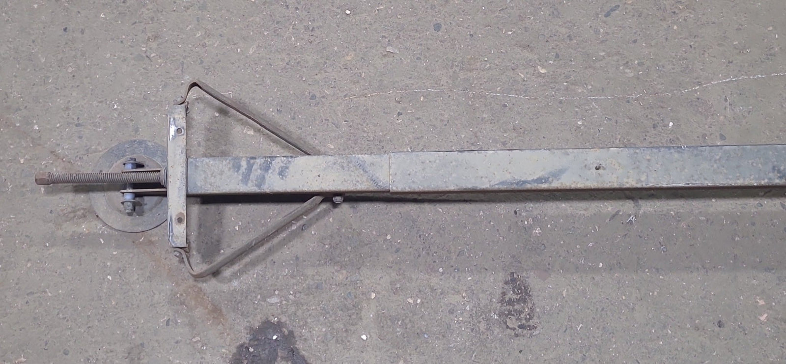 Used Telescopic Stabilizer Jack 83