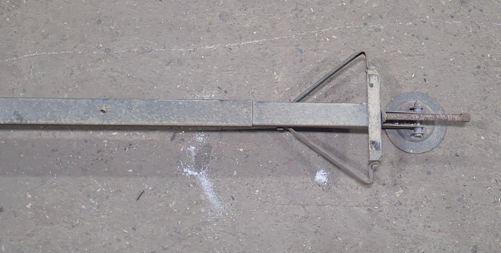 Used Telescopic Stabilizer Jack 83