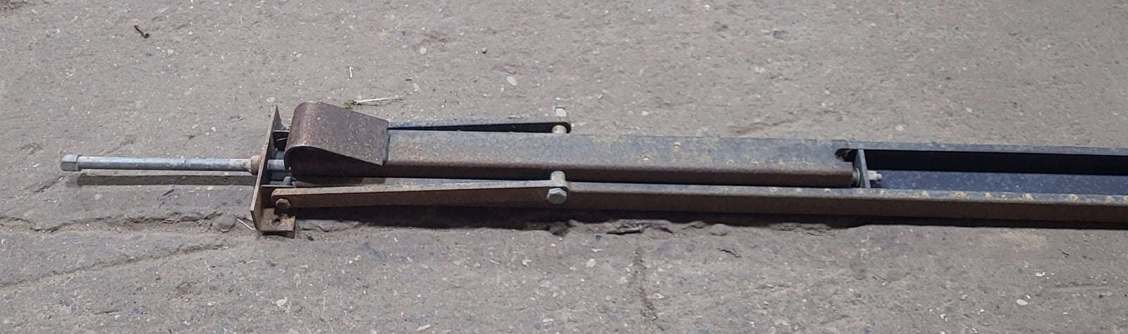 Used Telescopic Stabilizer Jack 84