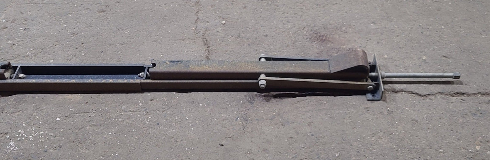 Used Telescopic Stabilizer Jack 84