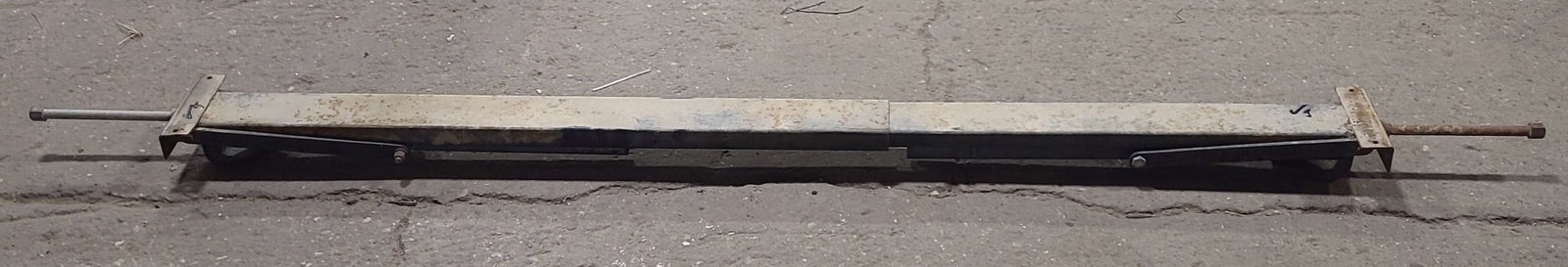 Used Telescopic Stabilizer Jack 84