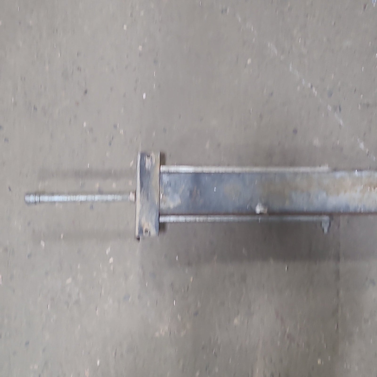 Used Telescopic Stabilizer Jack 88 1/2