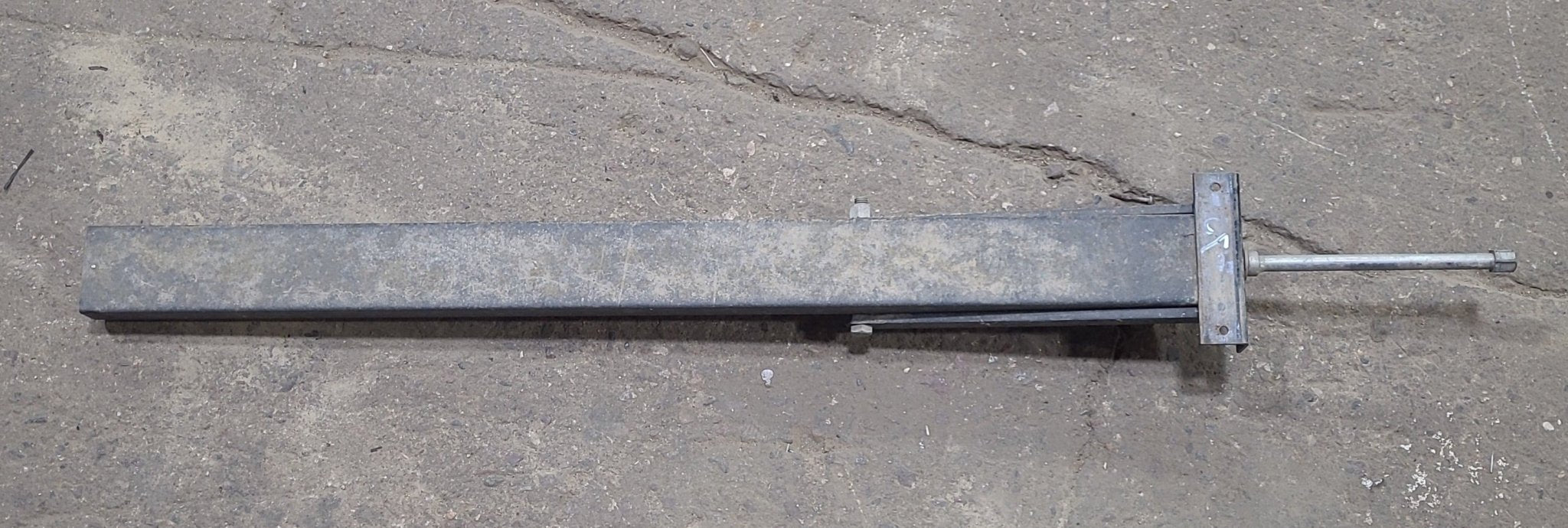 Used Telescopic Stabilizer Jack Wide Channel - Young Farts RV Parts