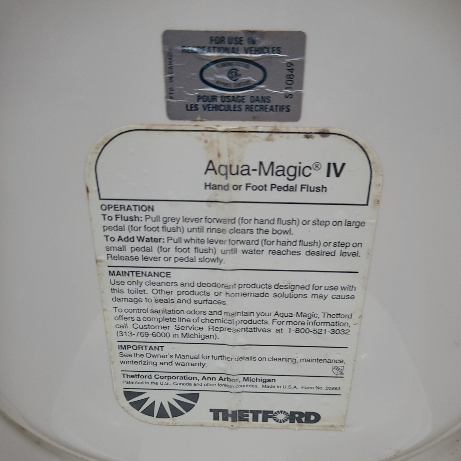 Used Toilet Thetford AQUA MAGIC IV | 20820 - Young Farts RV Parts