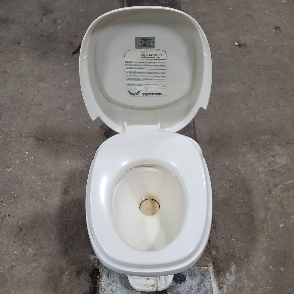 Used Toilet Thetford AQUA MAGIC IV | 20820 - Young Farts RV Parts