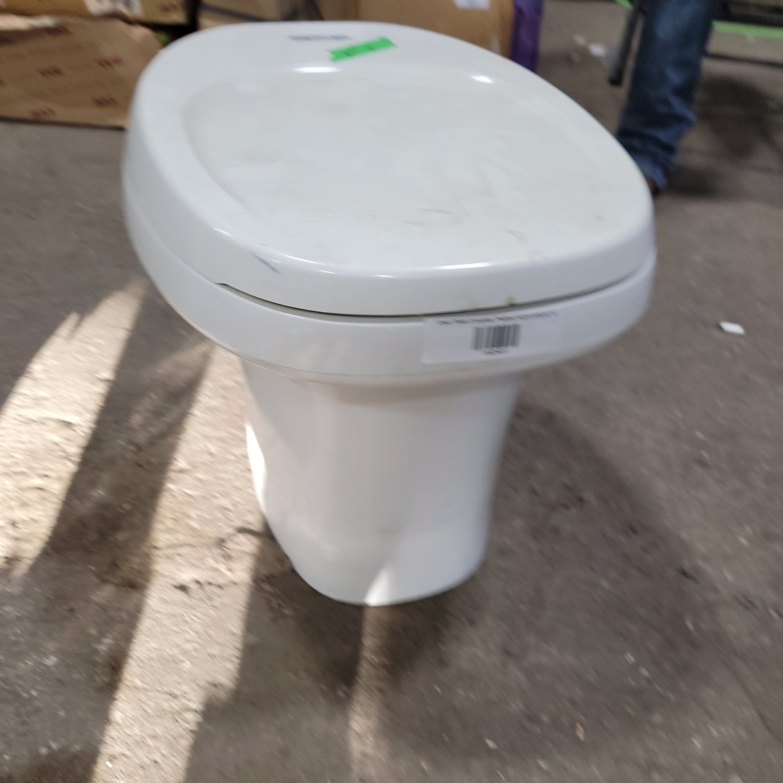 Used Toilet Thetford AQUA MAGIC IV | 24920 - Young Farts RV Parts