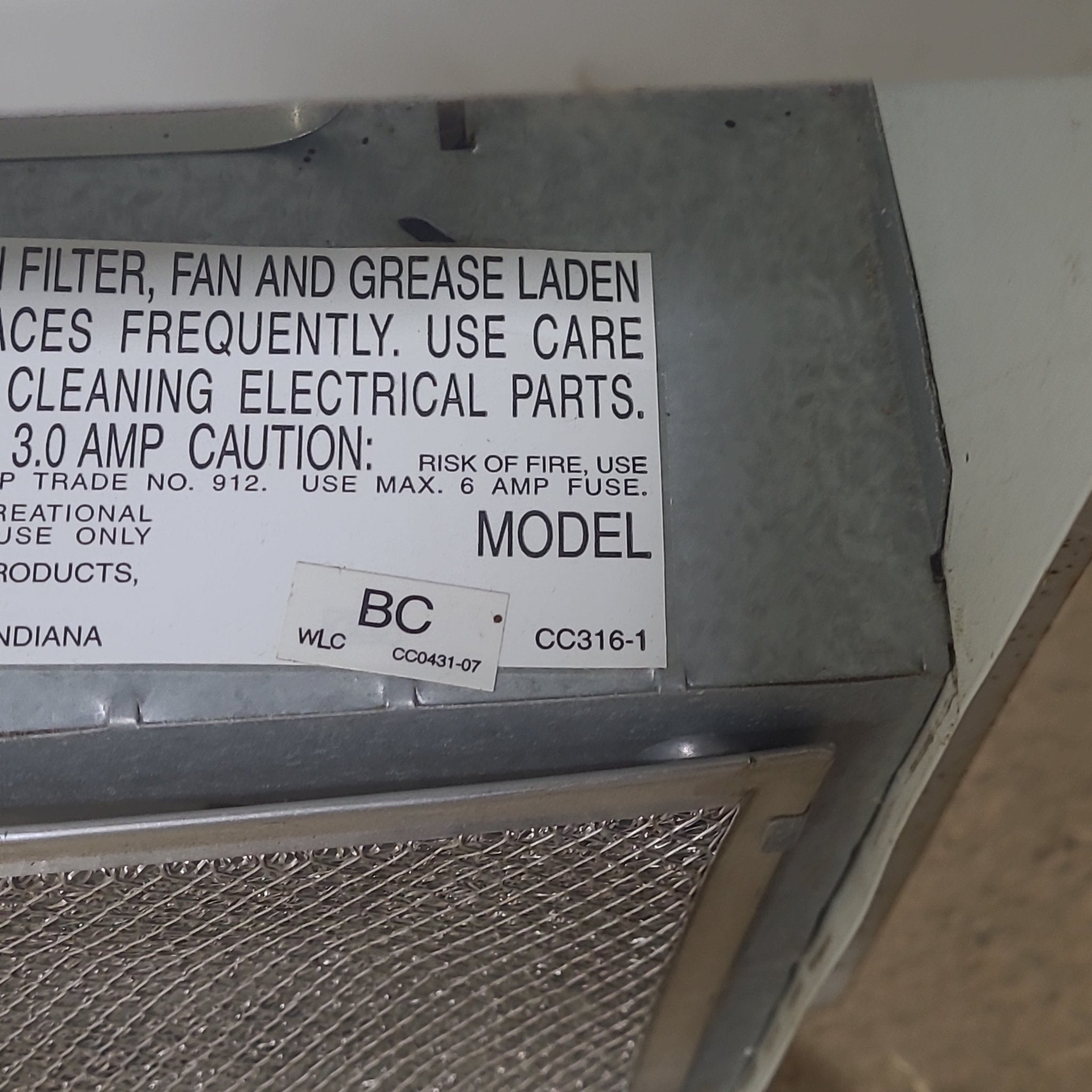 Used Ventline RV Range Hood Fan CC316-1 - Young Farts RV Parts