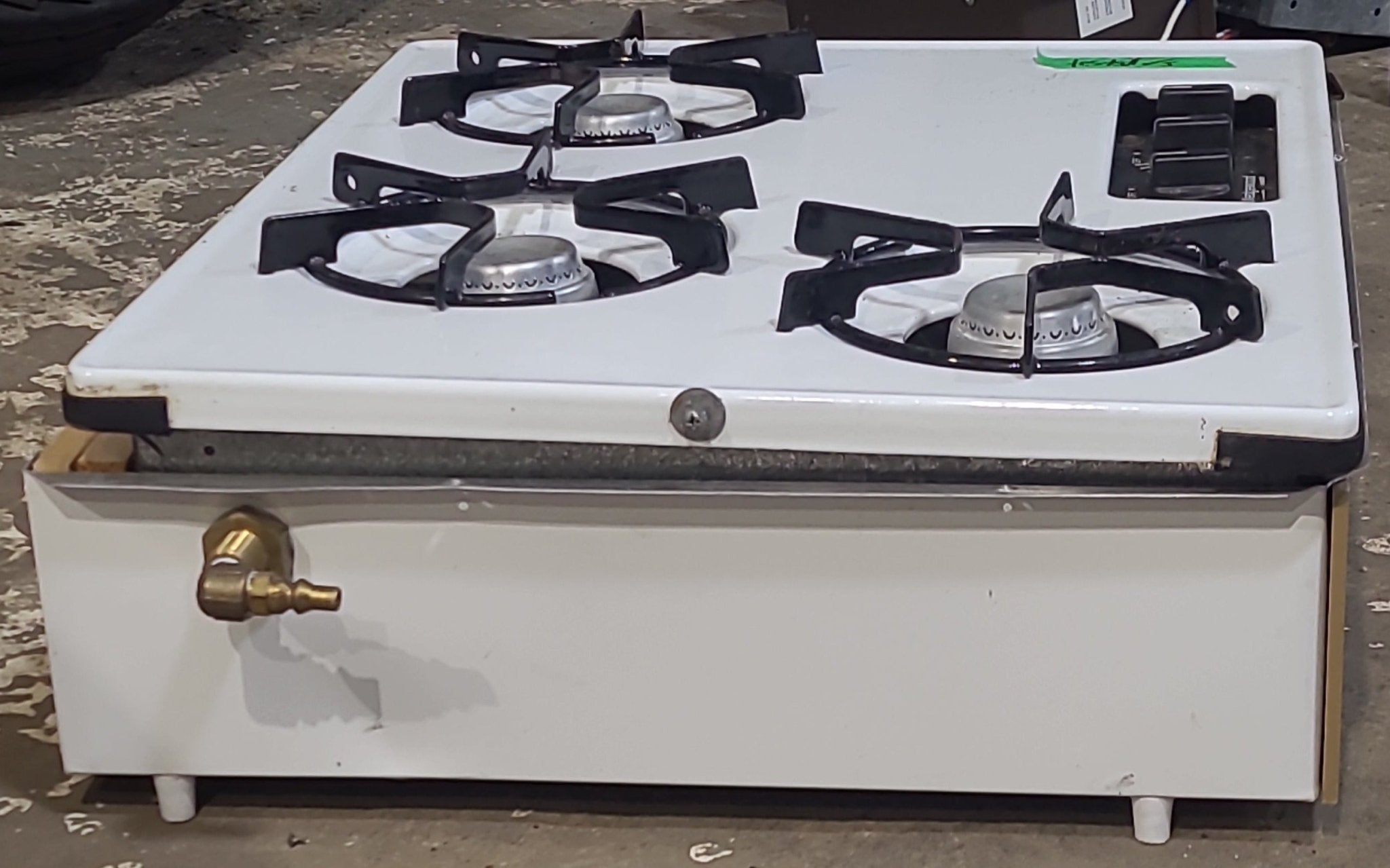 Used Wedgewood D-30 3 Burner RV Range / Cooktop - Young Farts RV Parts