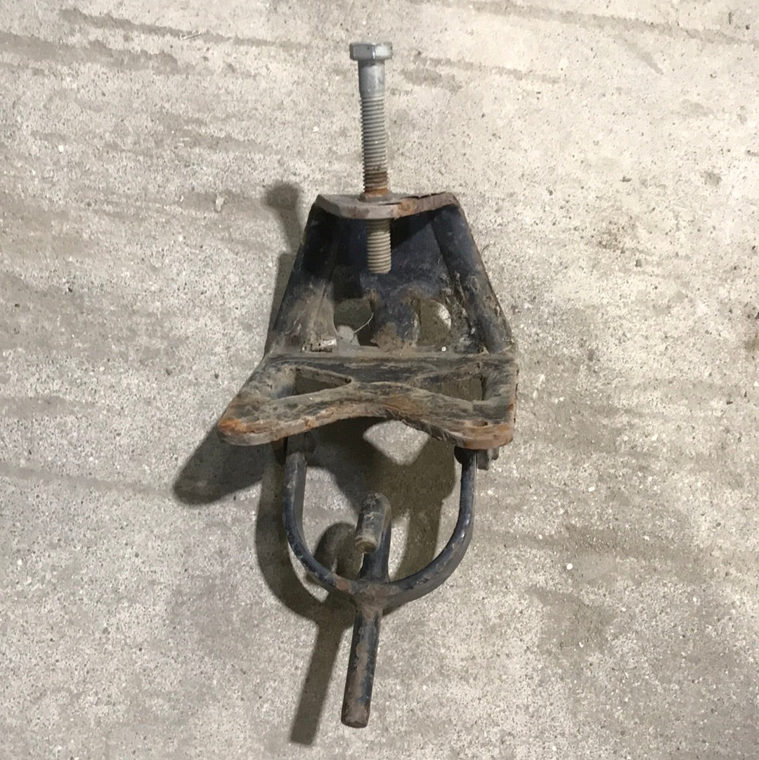 Used Weight Distribution Hook Up Bracket - Young Farts RV Parts