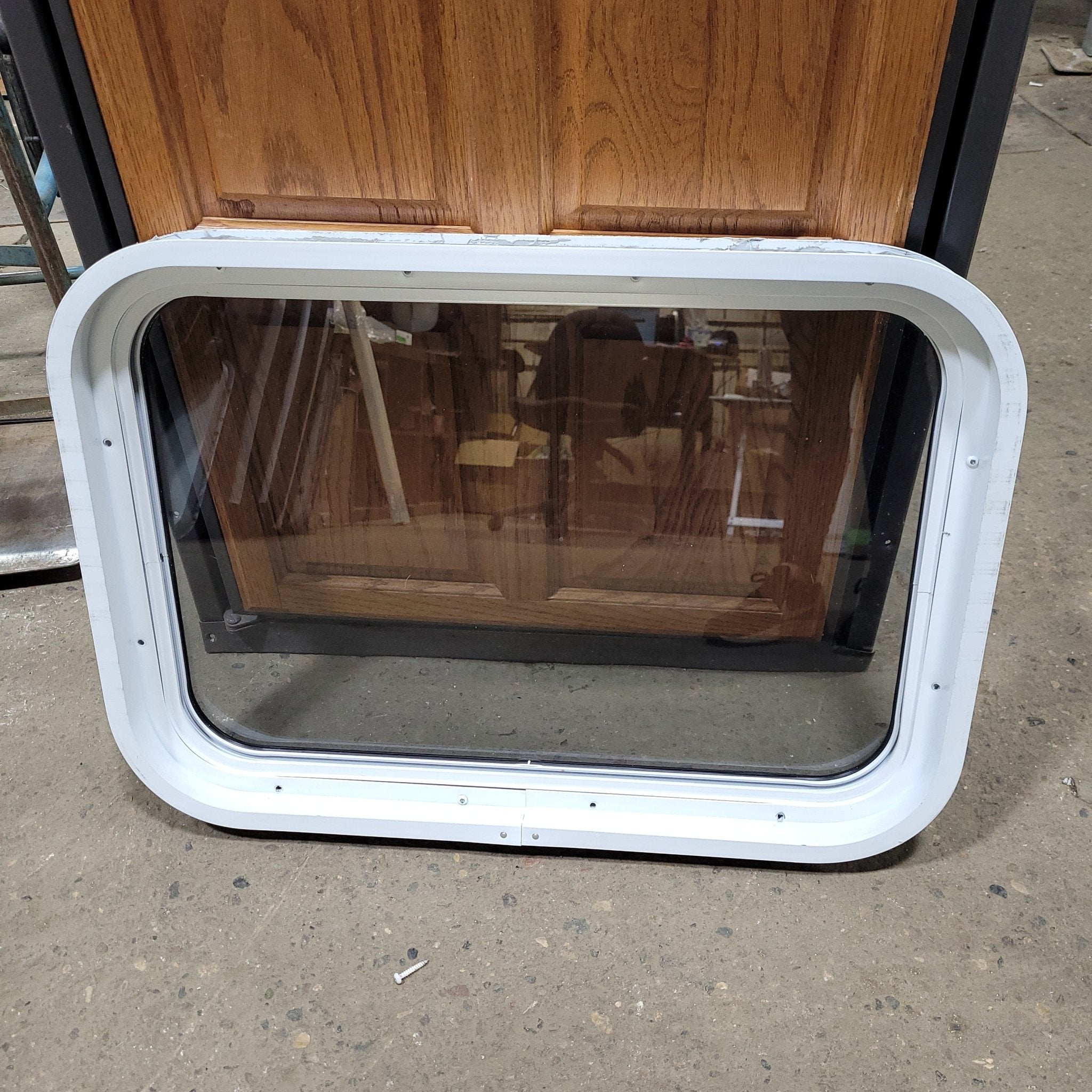 Used White Radius Non-Opening Window : 16 3/4" H X 24 1/4" W X 2" D - Young Farts RV Parts