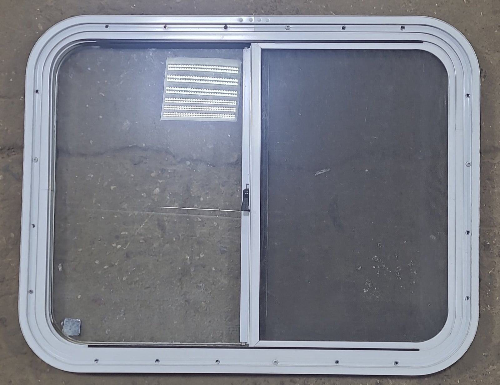 Used White Radius Opening Window : 26 1/2
