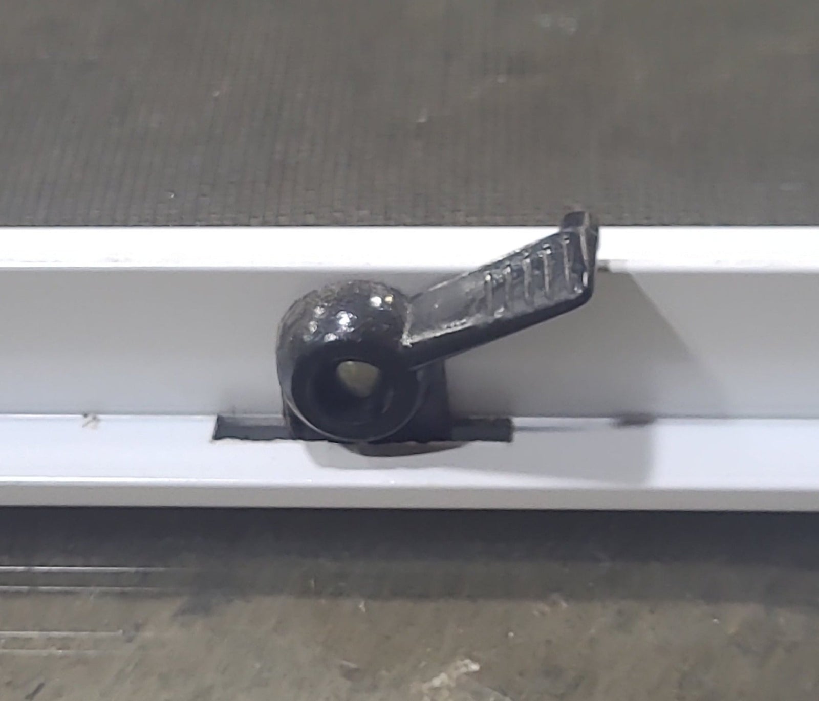 Used White Radius Opening Window : 26 1/2