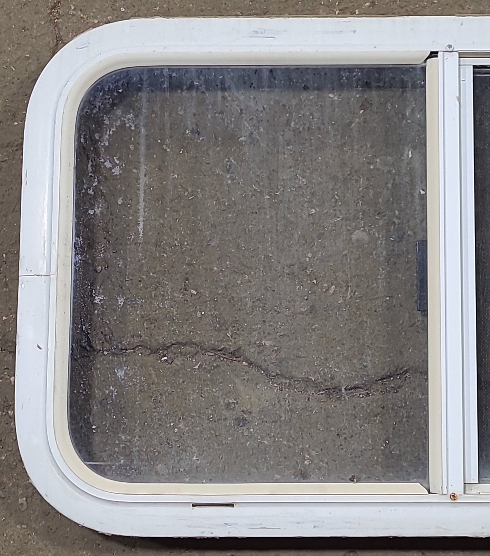 Used White Radius Opening Window : 29 1/2