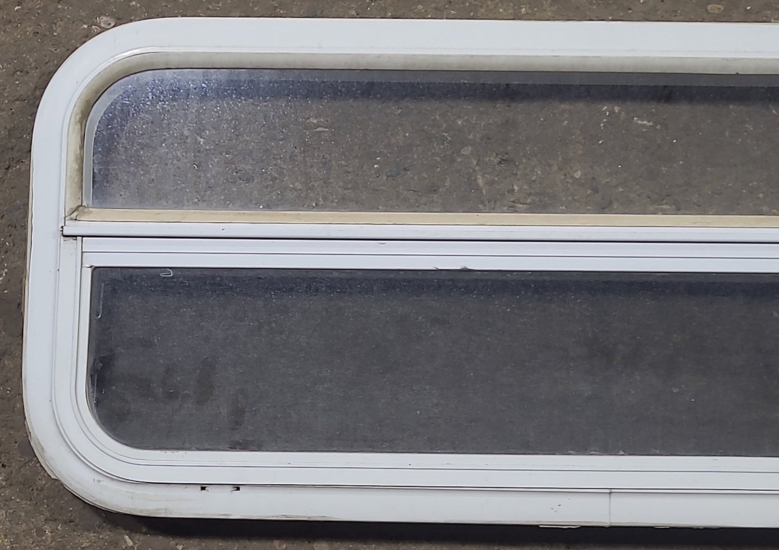 Used White Radius Opening Window : 35 1/2