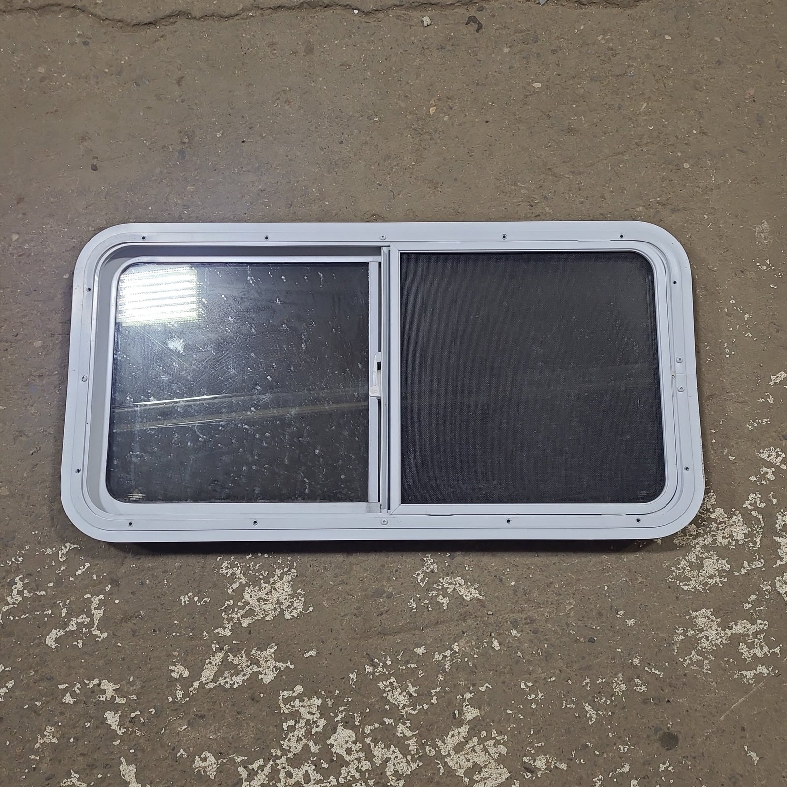 Used White Radius Opening Window : 36 1/4