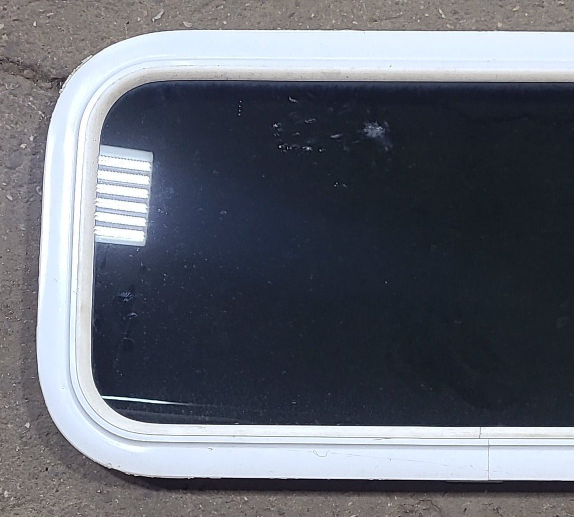 White Radius Non Opening Window : 29 1/2