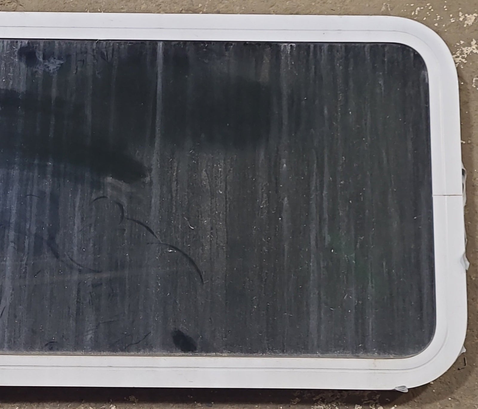 White Radius Non Opening Window : 46 1/4