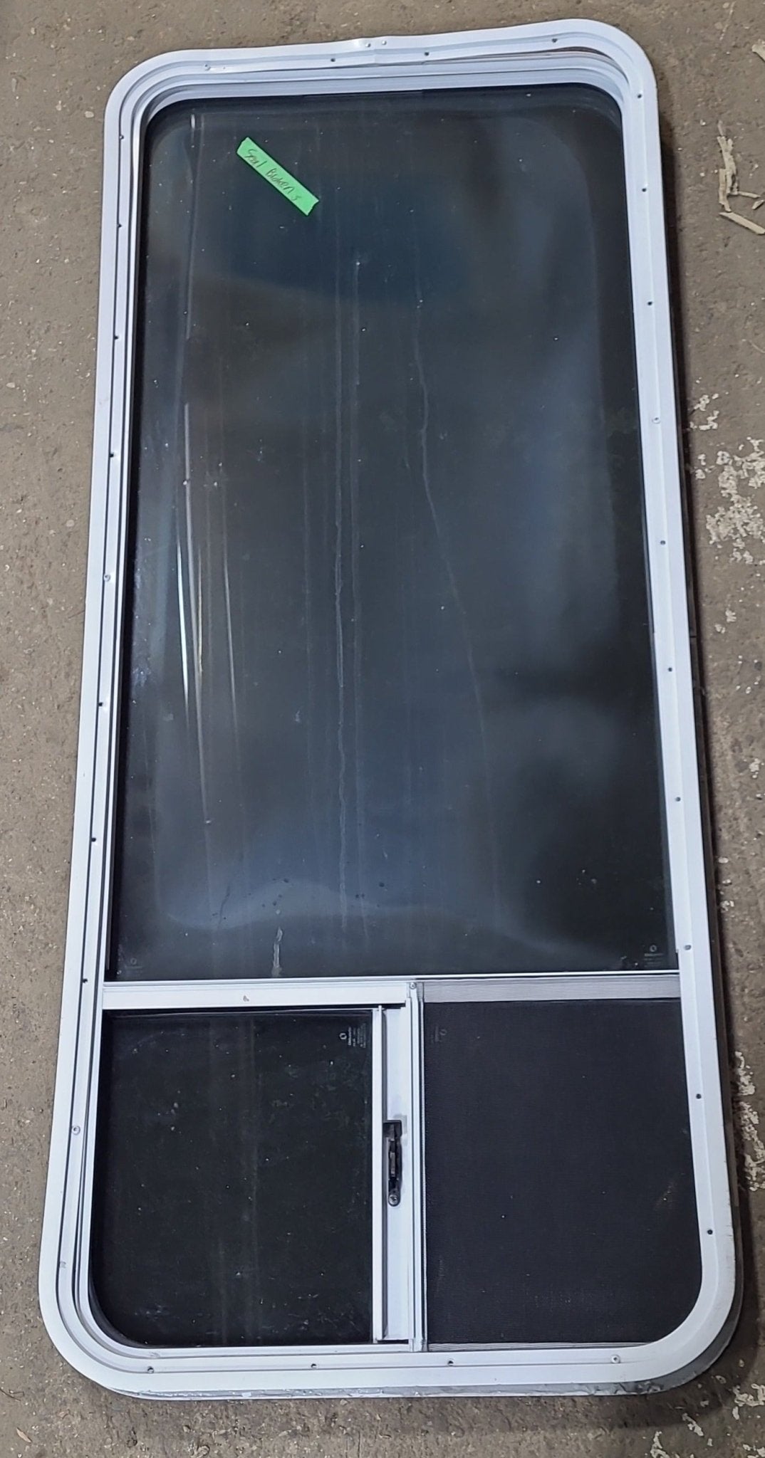 White Radius Opening Window : 23 3/4