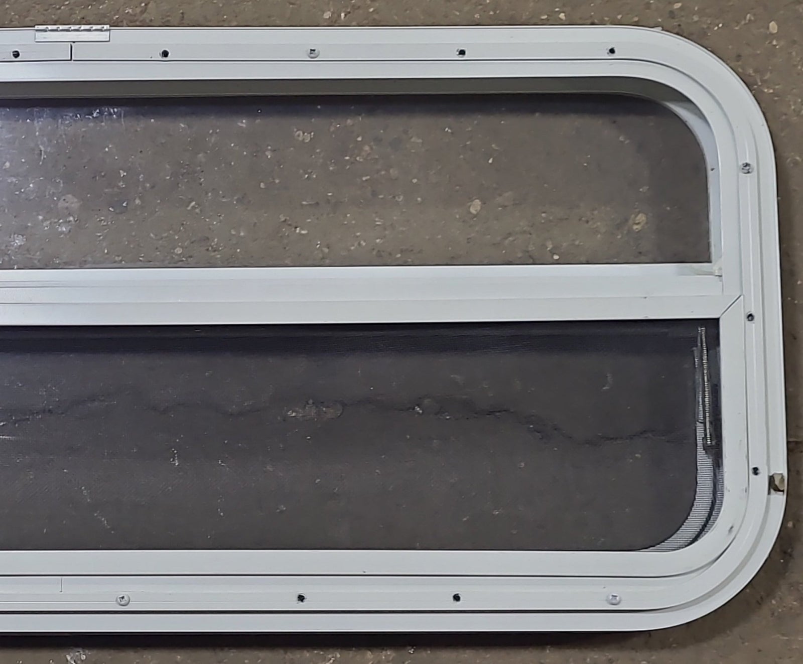 White Radius Opening Window : 35 1/4