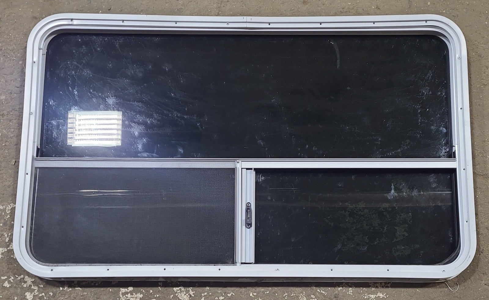 White Radius Opening Window : 48 1/4